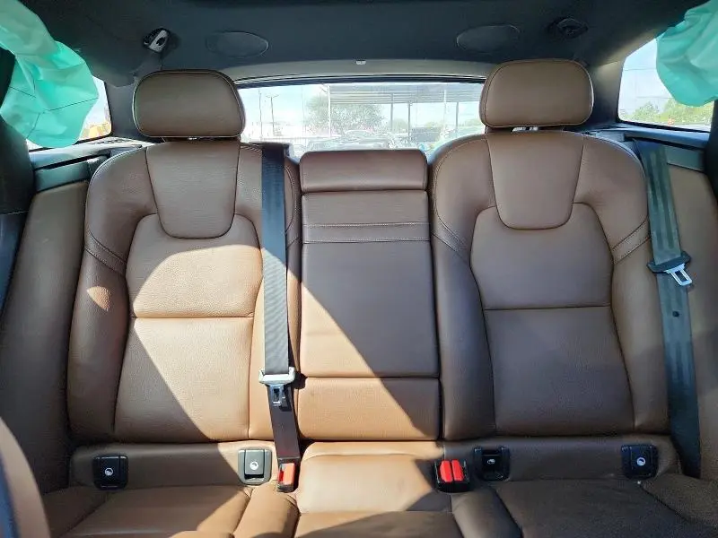 2021 VOLVO XC60 T5 MOMENTUM  