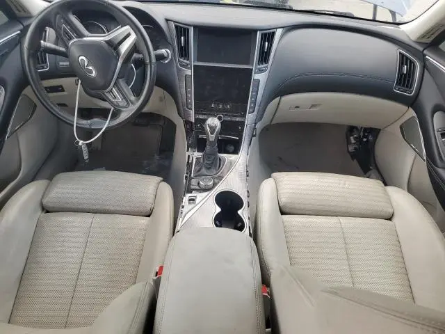 2018 INFINITI Q50 LUXE  