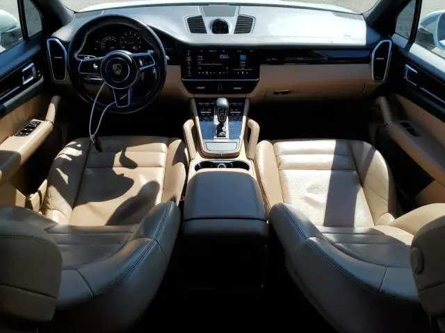 2019 PORSCHE CAYENNE   
