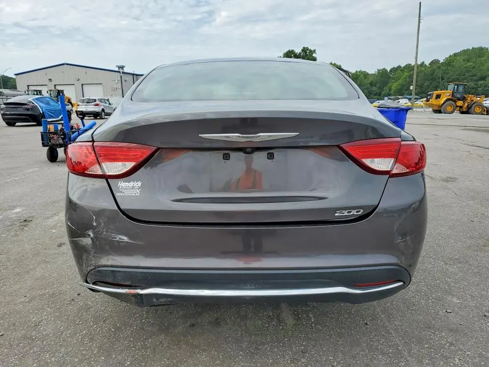 2015 CHRYSLER 200 LIMITED  