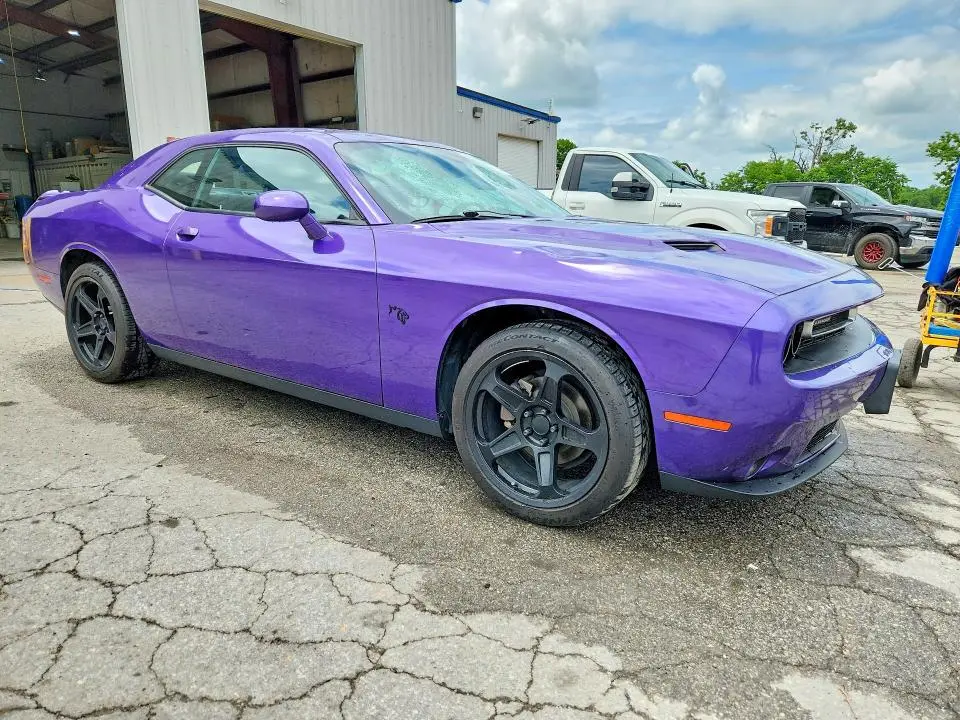 2019 DODGE CHALLENGER SXT  