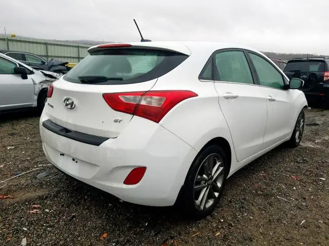 2017 HYUNDAI ELANTRA GT 