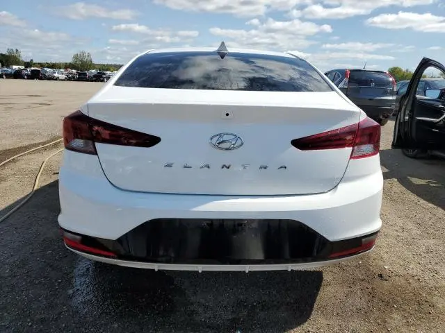 2020 HYUNDAI ELANTRA SEL  