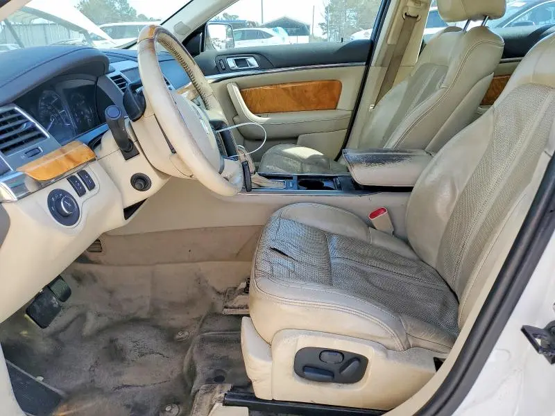 2011 LINCOLN MKS   