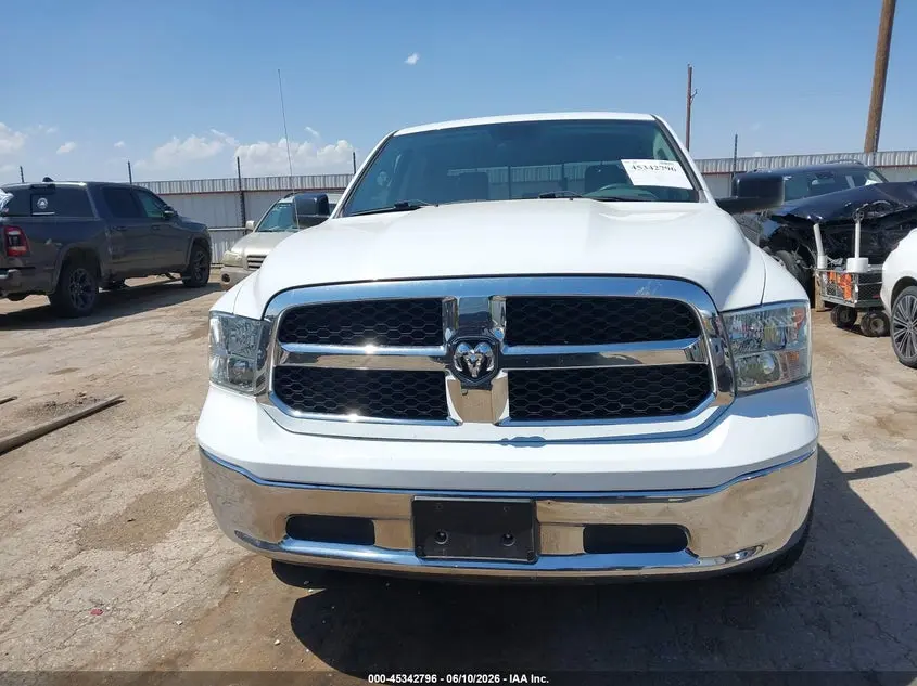 2019 RAM 1500 CLASSIC SLT  4X2 6'4 BOX