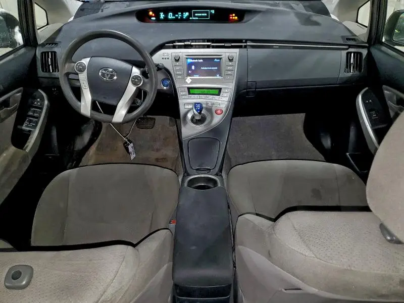 2015 TOYOTA PRIUS   