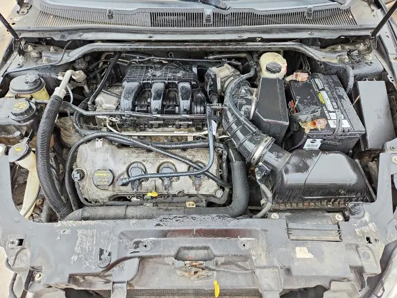 2011 FORD TAURUS SEL  