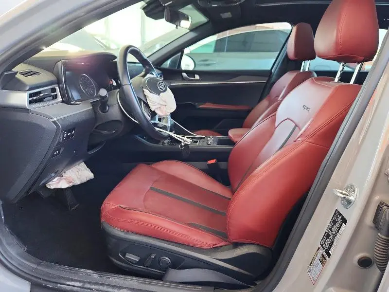 2021 KIA K5 GT LINE  