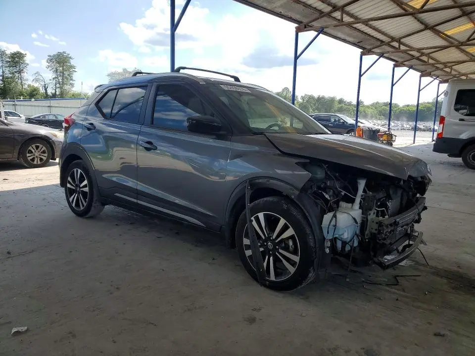 2019 NISSAN KICKS SR  