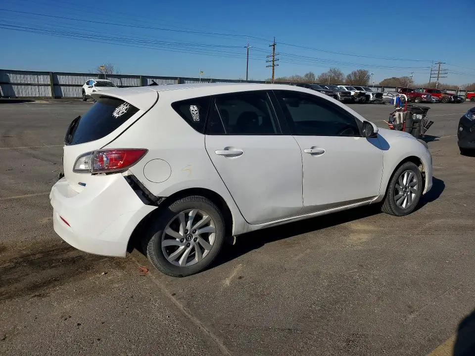 2013 MAZDA 3 I  