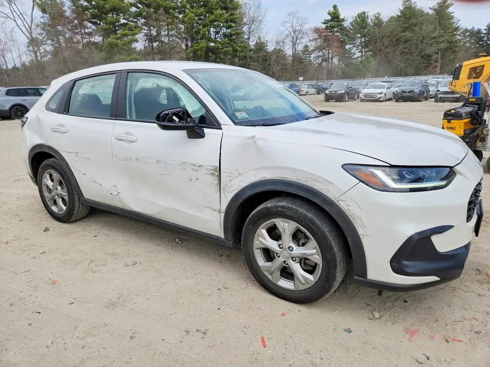 2025 HONDA HR-V LX  