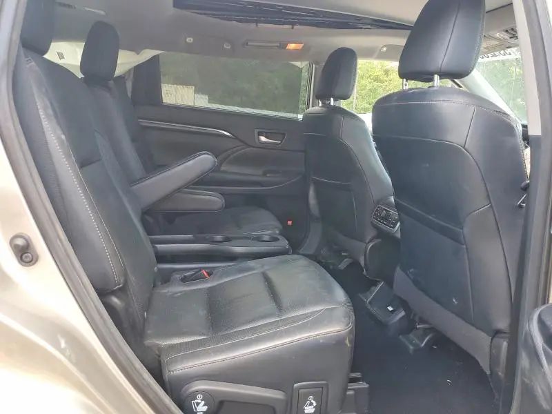 2014 TOYOTA HIGHLANDER LIMITED PLATINUM  