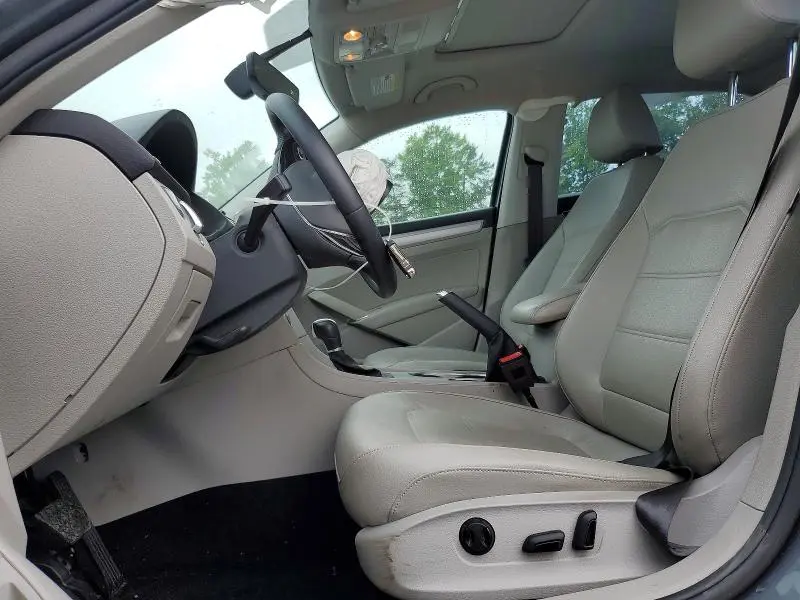 2019 VOLKSWAGEN PASSAT WOLFSBURG  