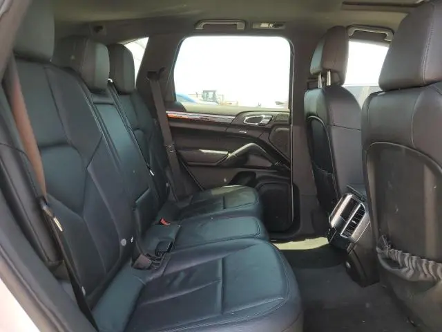2012 PORSCHE CAYENNE   