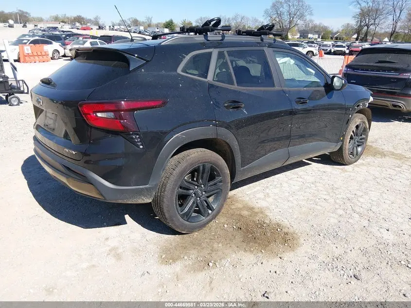 2024 CHEVROLET TRAX FWD ACTIV