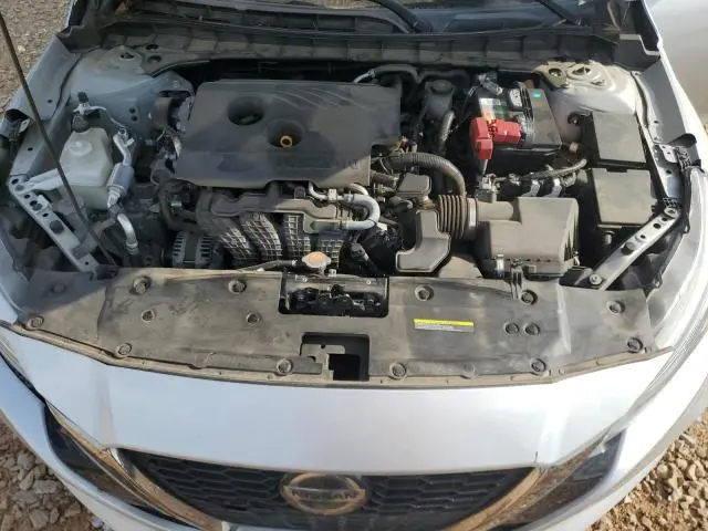 2019 NISSAN ALTIMA SR  