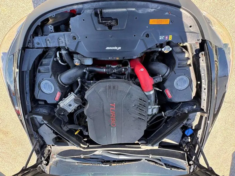 2019 KIA STINGER GT2  
