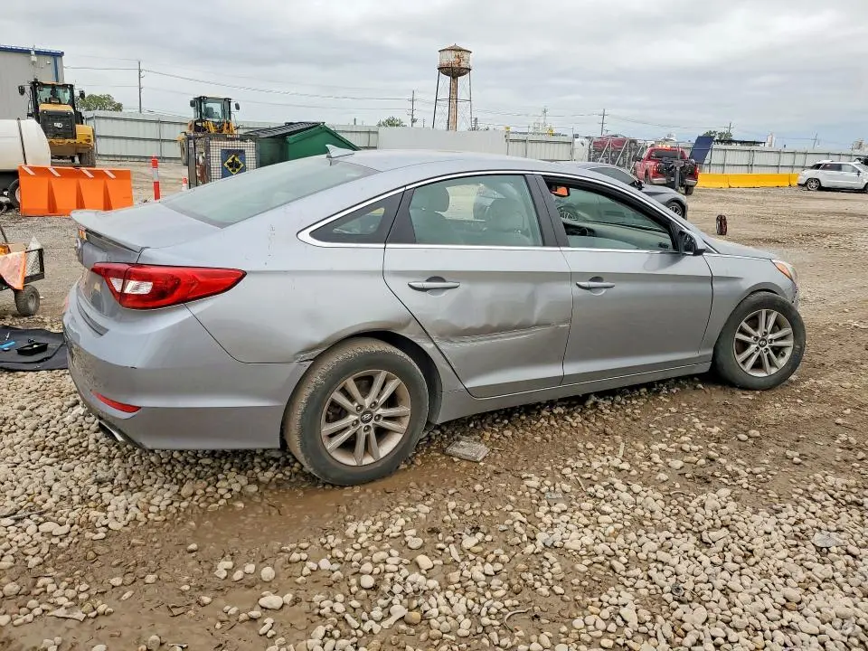 2016 HYUNDAI SONATA SE  