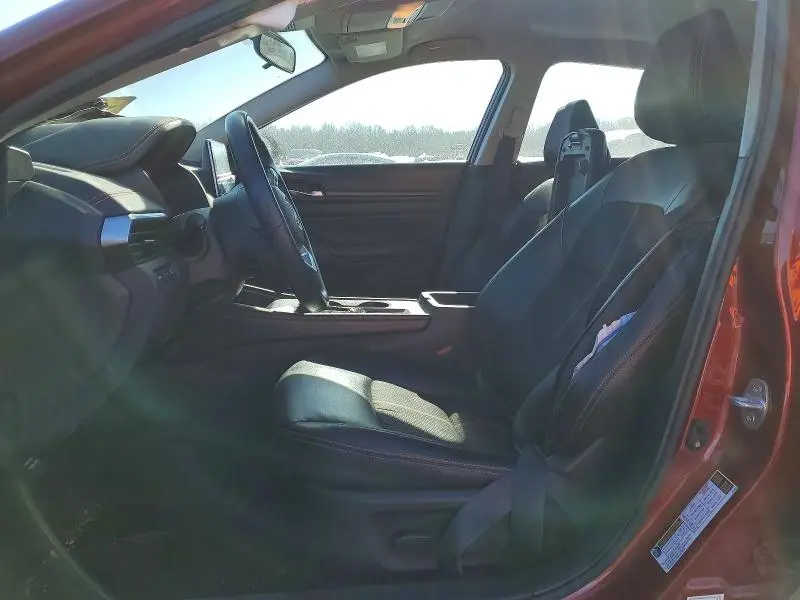 2021 NISSAN ALTIMA SR  