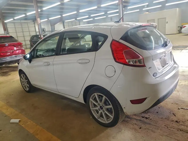 2016 FORD FIESTA SE  