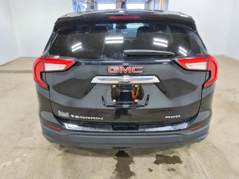 2022 GMC TERRAIN SLE  