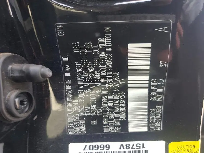 2014 TOYOTA SIENNA LE  