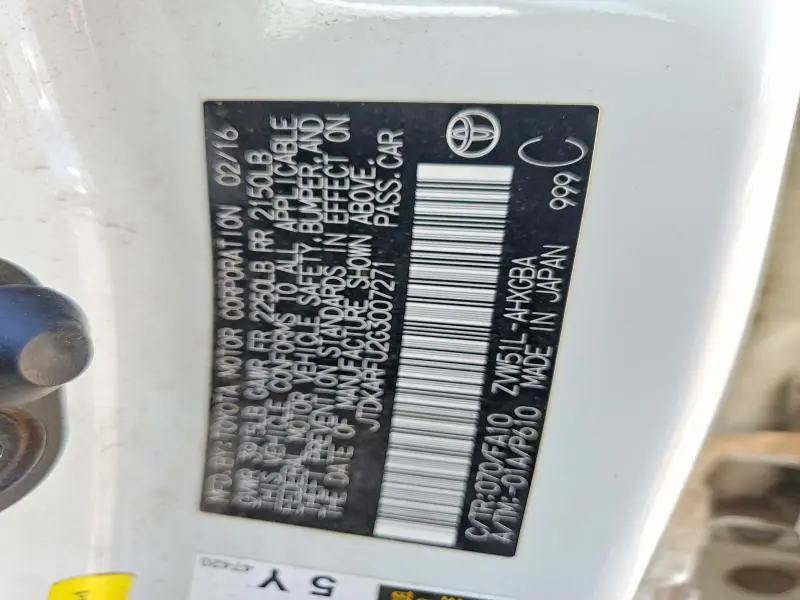2016 TOYOTA PRIUS THREE  