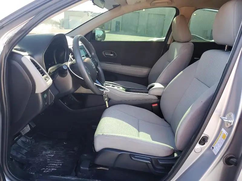 2022 HONDA HR-V LX  