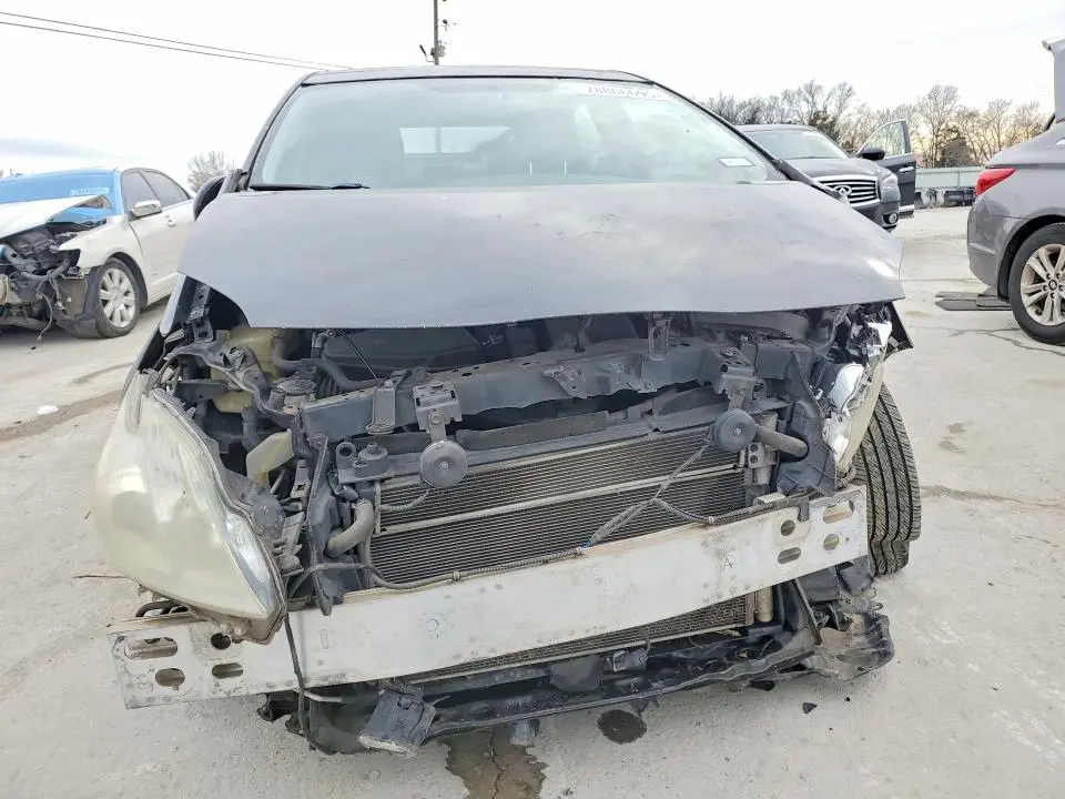 2011 TOYOTA PRIUS THREE  