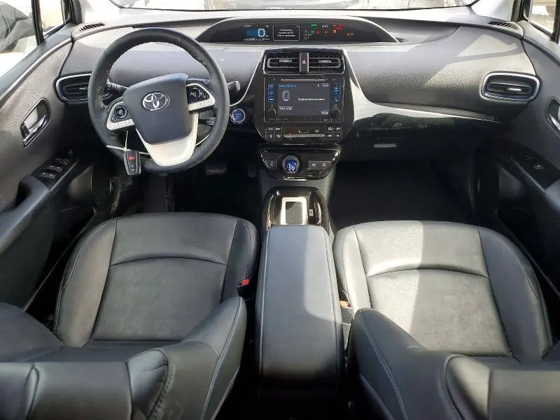 2016 TOYOTA PRIUS THREE TOURING  