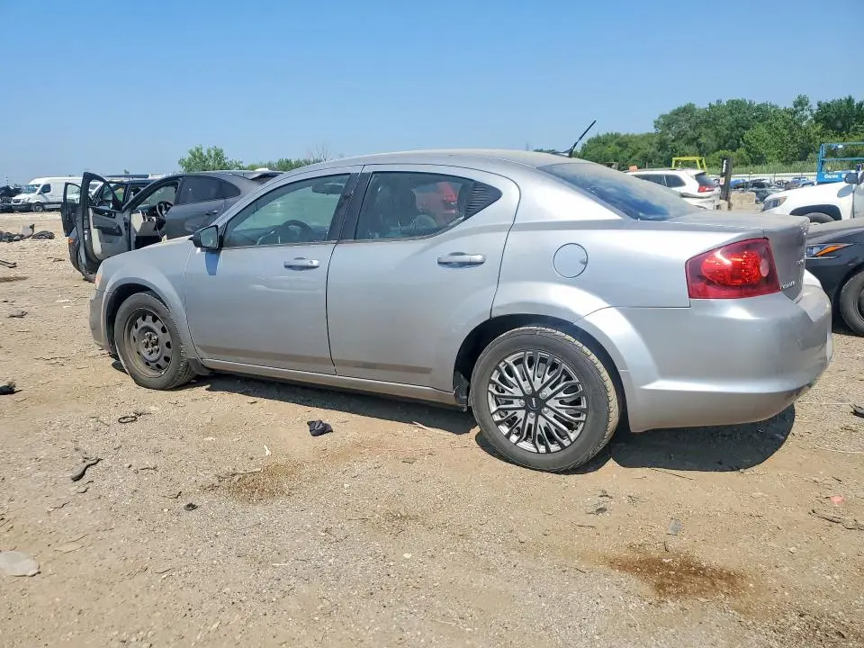 2013 DODGE AVENGER SE  