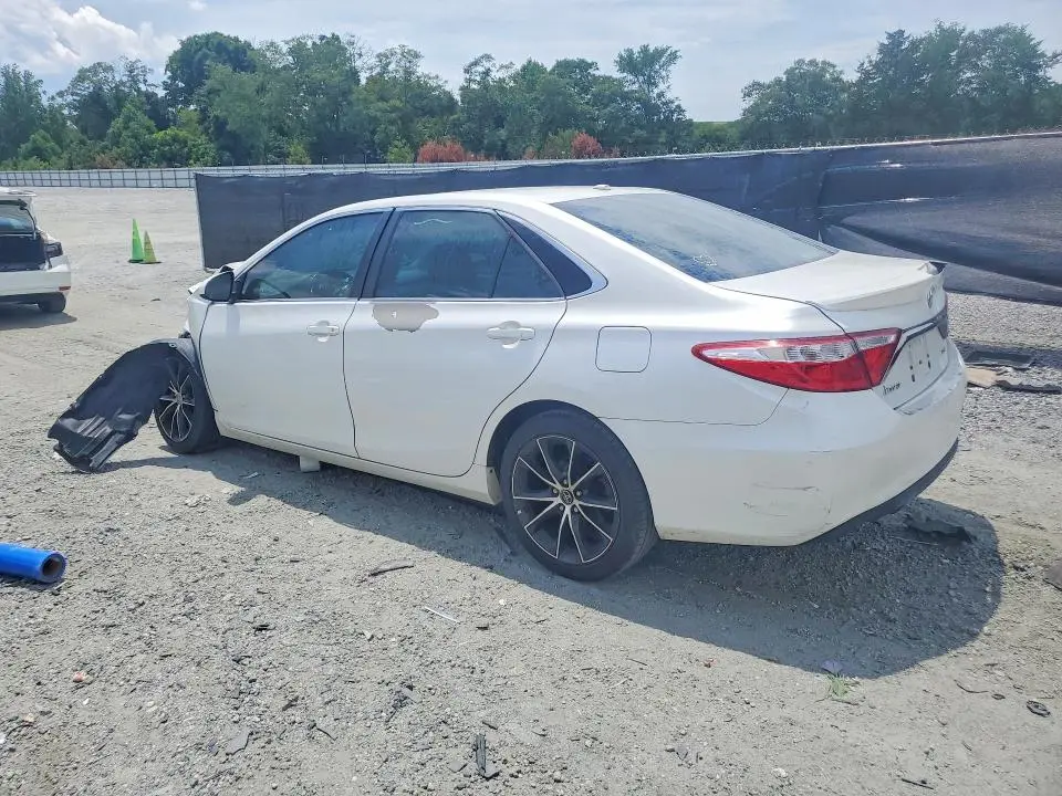 2015 TOYOTA CAMRY XSE  