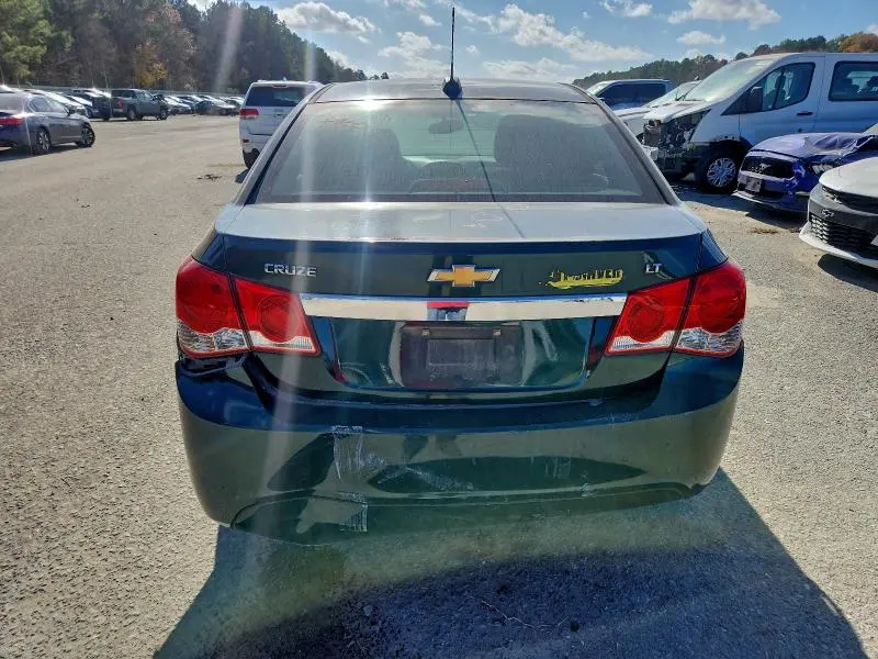 2015 CHEVROLET CRUZE LT  