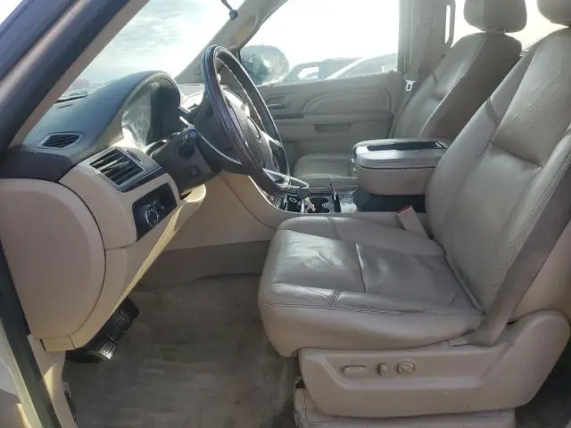 2013 CADILLAC ESCALADE LUXURY  