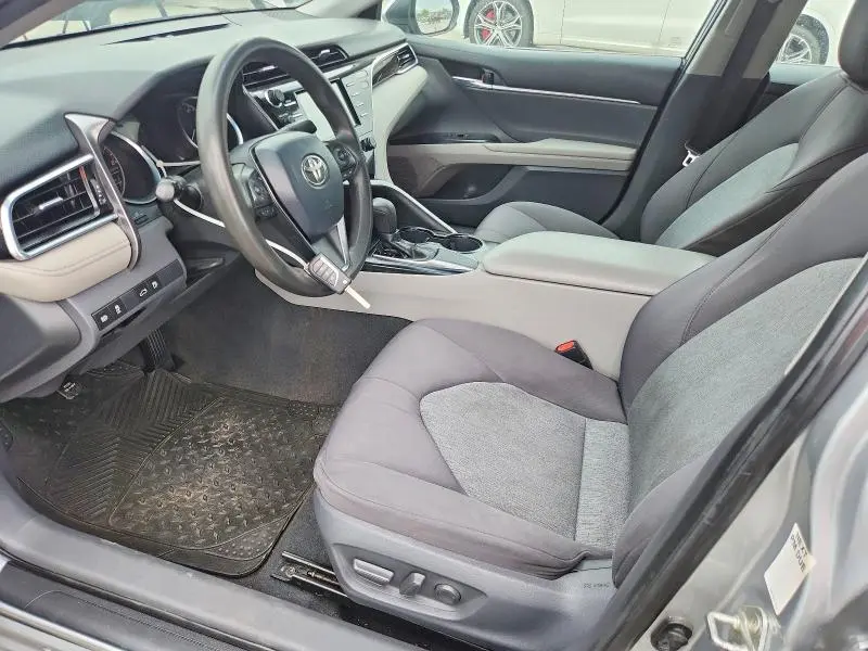 2018 TOYOTA CAMRY LE  