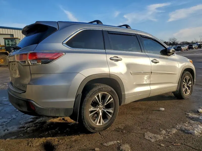 2016 TOYOTA HIGHLANDER XLE  