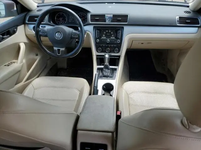 2013 VOLKSWAGEN PASSAT SE  