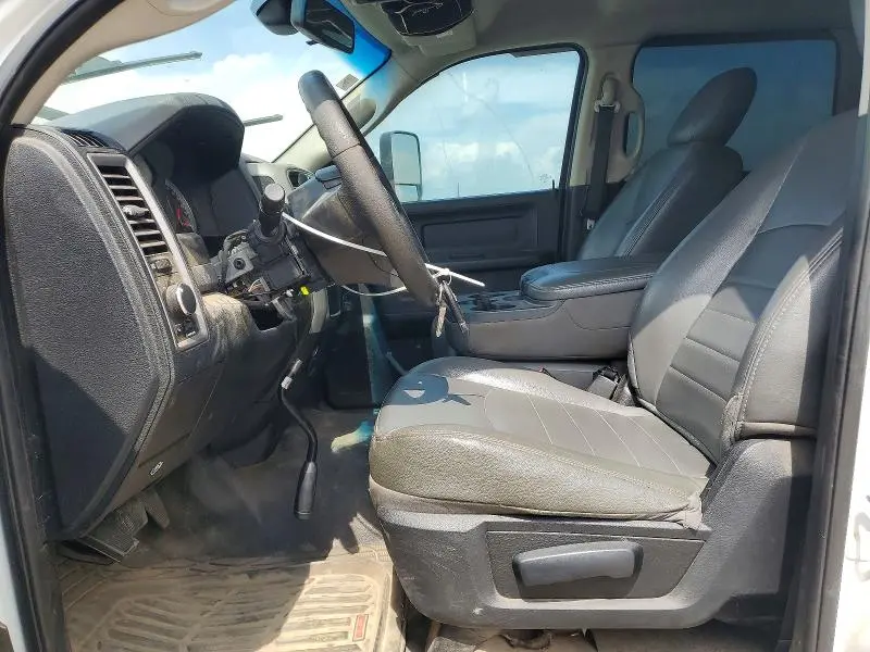 2014 RAM 2500 ST  