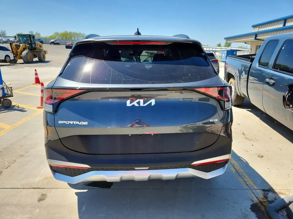 2025 KIA SPORTAGE EX  