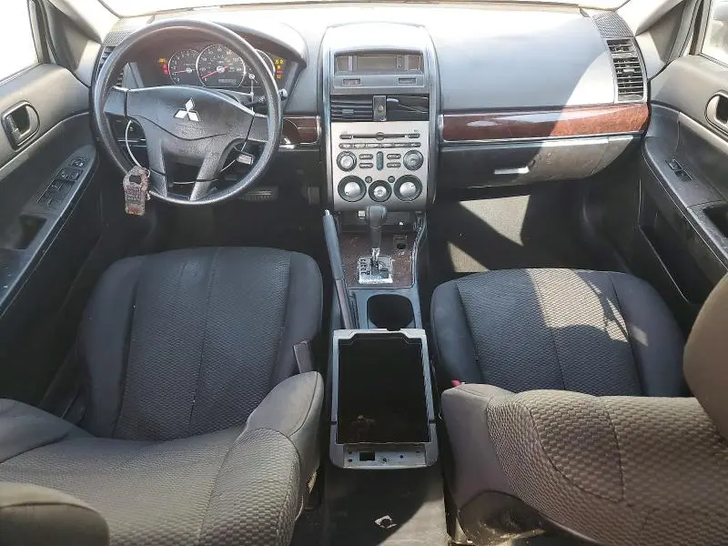 2012 MITSUBISHI GALANT FE  