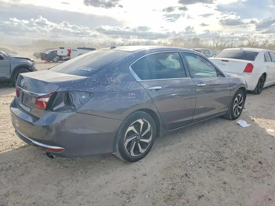 2017 HONDA ACCORD EX  