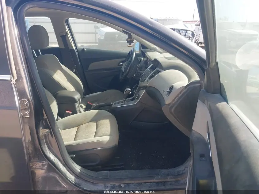 2014 CHEVROLET CRUZE 1LT AUTO
