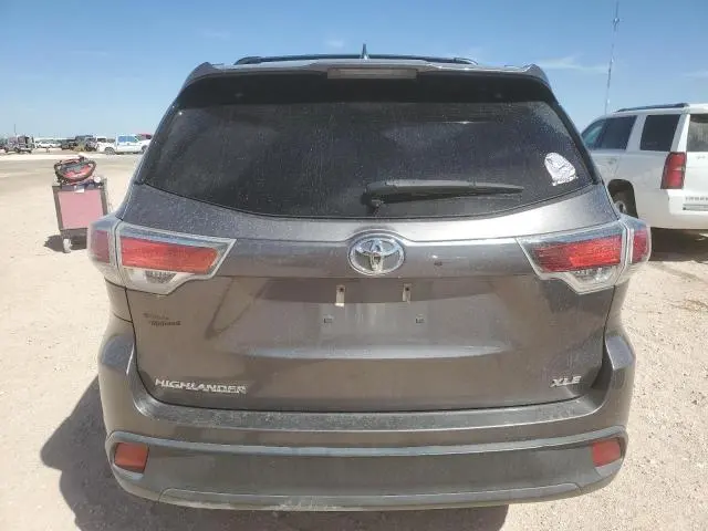 2016 TOYOTA HIGHLANDER XLE