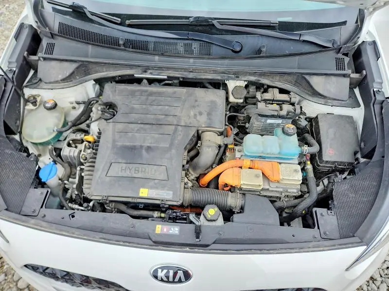 2020 KIA NIRO LX  