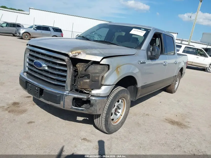 2015 FORD F-150 XLT