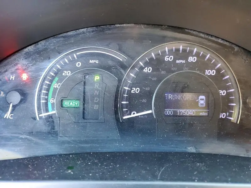 2010 TOYOTA CAMRY HYBRID  