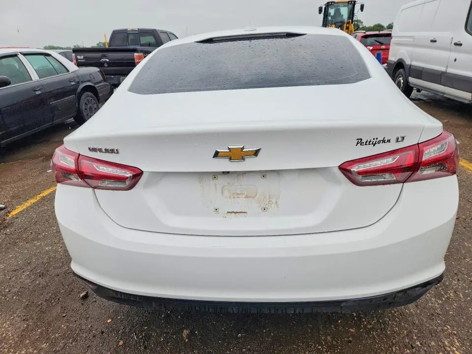 2022 CHEVROLET MALIBU LT  