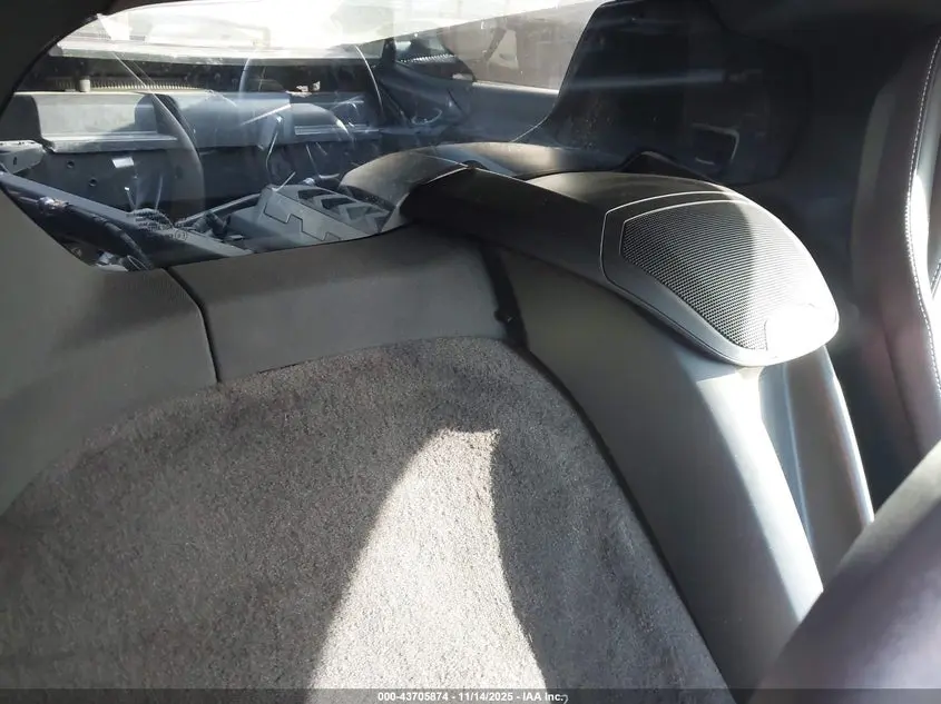 2023 CHEVROLET CORVETTE STINGRAY RWD  1LT