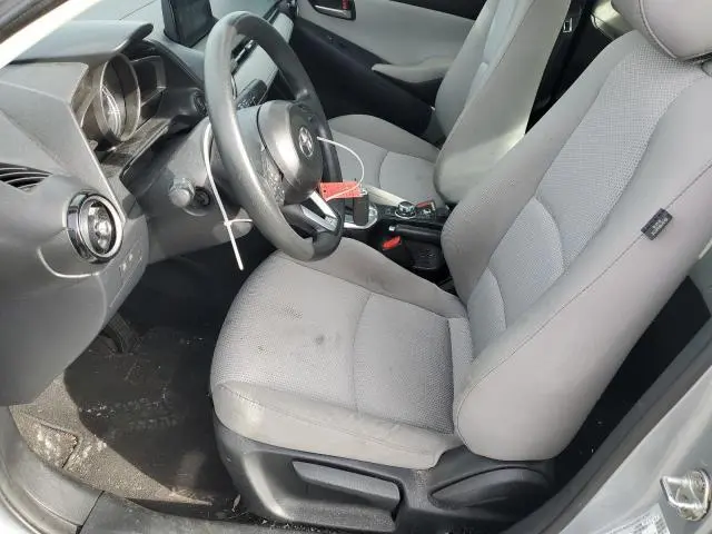 2020 TOYOTA YARIS L  