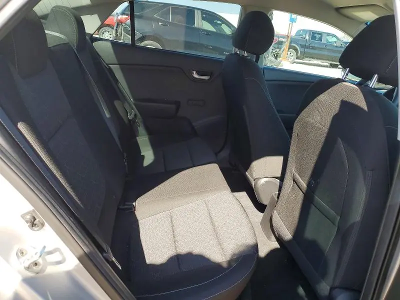 2018 KIA RIO LX  